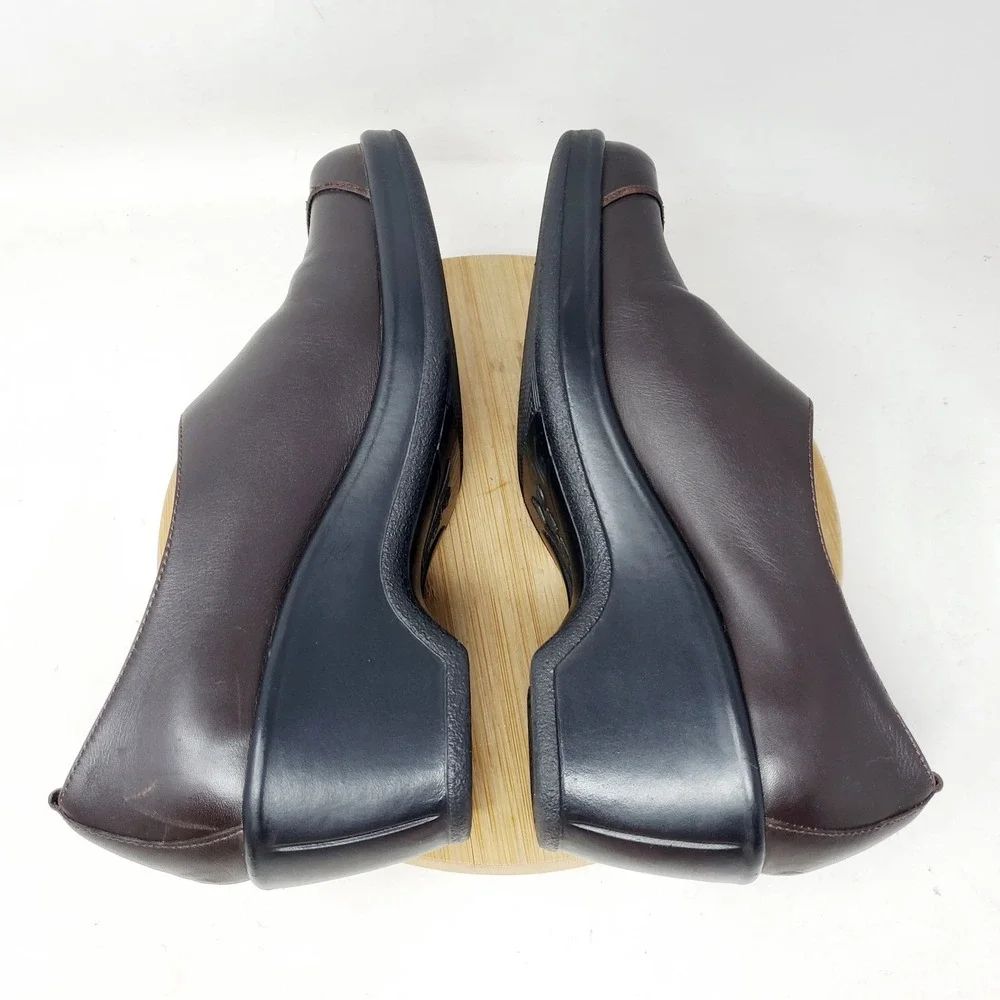 Dansko Shoes Womens 38 Brown Leather Slip On Loafer Wedge‎ Y2K Academia Retro